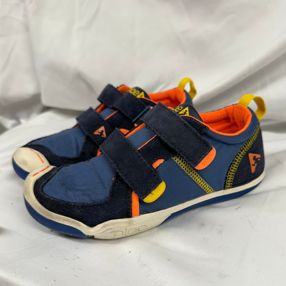 Plae Ty Kids Sz 13 Active Velcro Sneaker in Denim/Navy